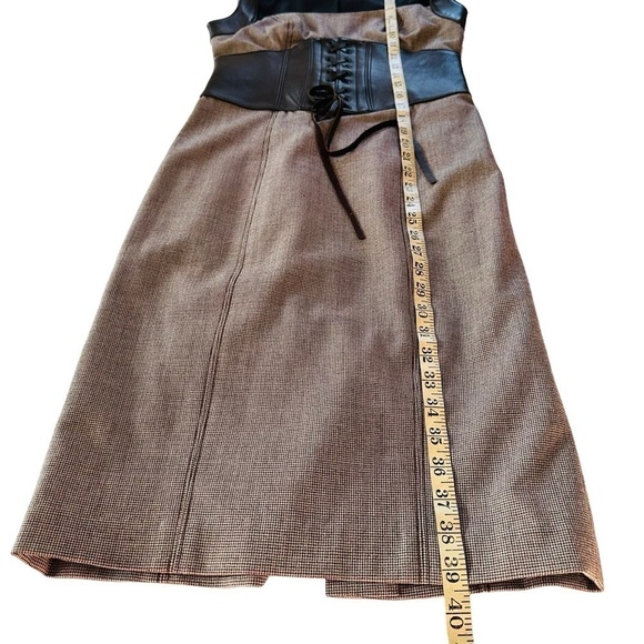 BEBE VINTAGE CORSETED LEATHER TWEED PENCIL DRESS SIZE 4 - Picture 14 of 16